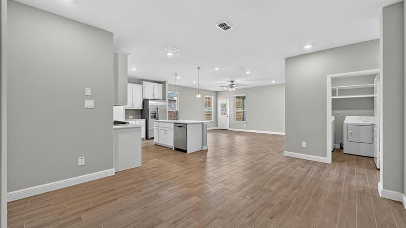 133 HAWKSBILL Lane, Rhome TX 76078 - Photo 7
