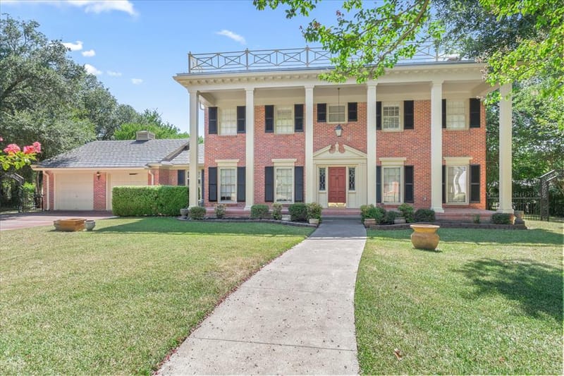 321 S Mary, Wills Point TX 75169