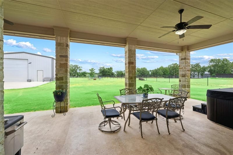 140 Clayton Crossing, Springtown TX 76082 - Photo 31