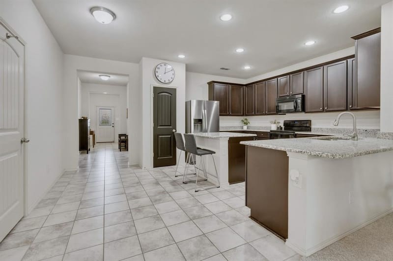 5005 Marina Drive, Denton TX 76208 - Photo 5