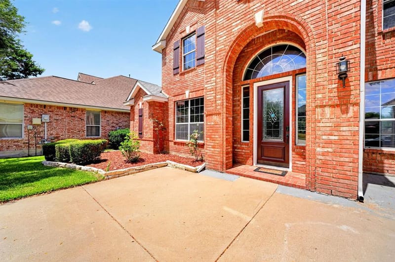 9506 Pinehurst Drive, Rowlett TX 75089 - Photo 3