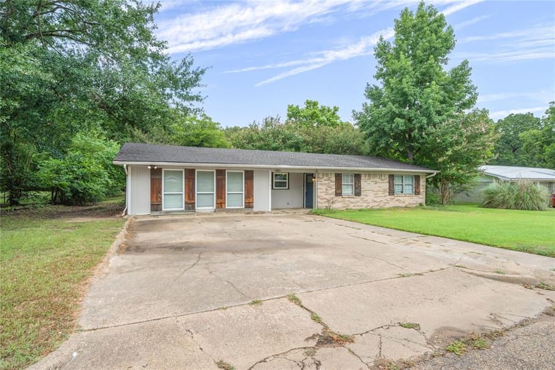 1451 Forrest Drive, Canton TX 75103 - Photo 2