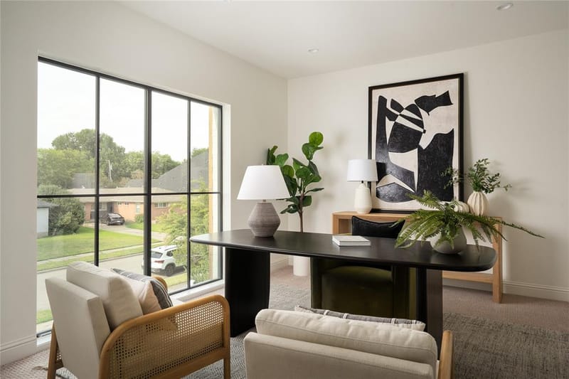 10440 Lanshire Drive, Dallas TX 75238 - Photo 4