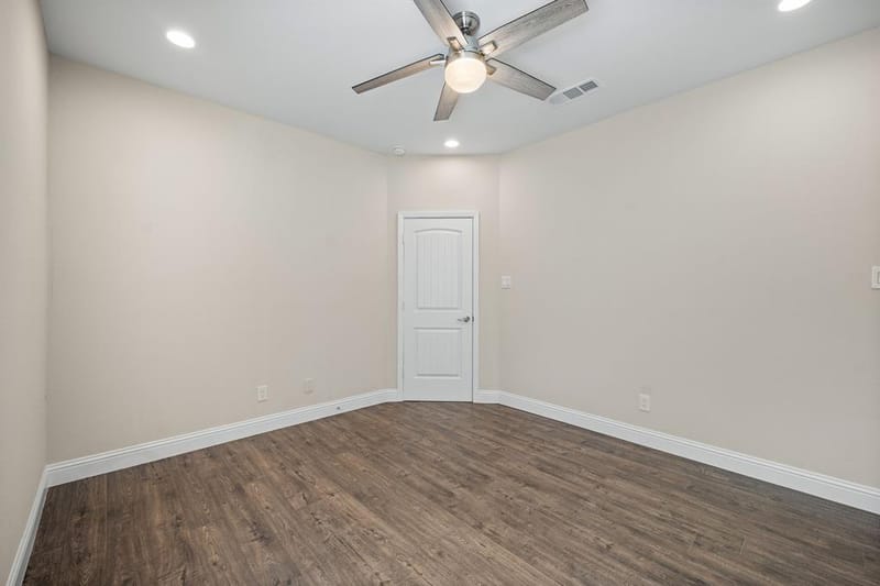 899 E Jefferson Street, Van Alstyne TX 75495 - Photo 27