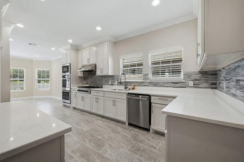 899 E Jefferson Street, Van Alstyne TX 75495 - Photo 6