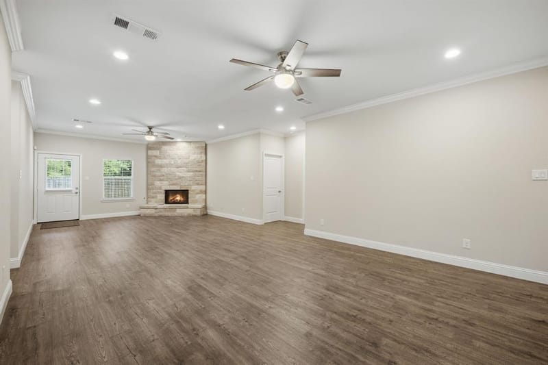 899 E Jefferson Street, Van Alstyne TX 75495 - Photo 10