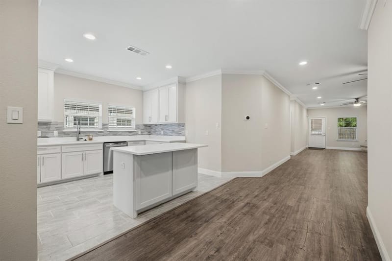 899 E Jefferson Street, Van Alstyne TX 75495 - Photo 4