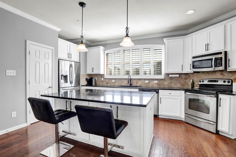 2700 Club Ridge Drive # 8, Lewisville TX 75067 - Photo 9