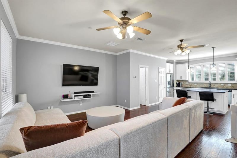2700 Club Ridge Drive # 8, Lewisville TX 75067 - Photo 4