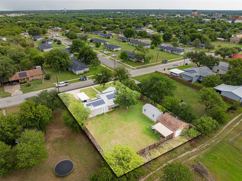 1006 N Live Oak Street, Breckenridge TX 76424 - Photo 6