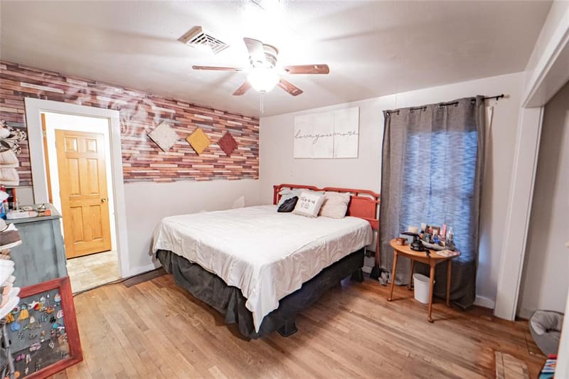 1006 N Live Oak Street, Breckenridge TX 76424 - Photo 15