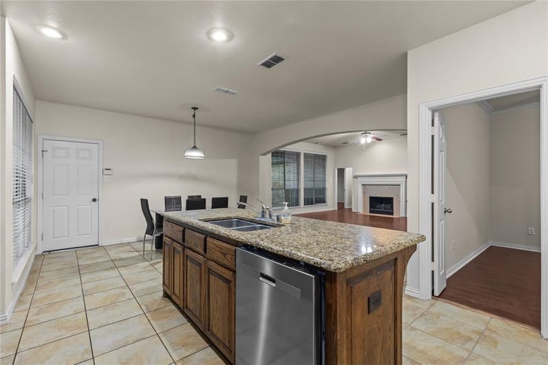 8302 Munich Drive, Rowlett TX 75089 - Photo 36