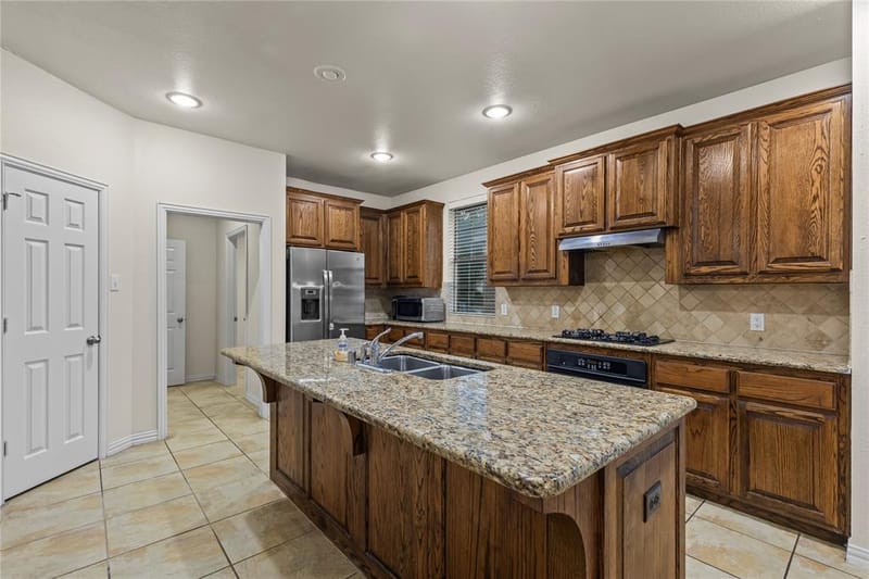 8302 Munich Drive, Rowlett TX 75089 - Photo 35