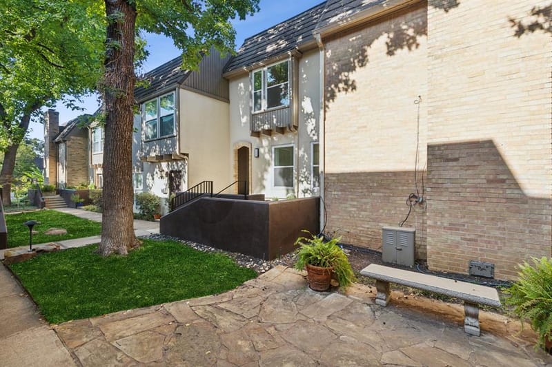 3333 Prescott Avenue, Dallas TX 75219 - Photo 3
