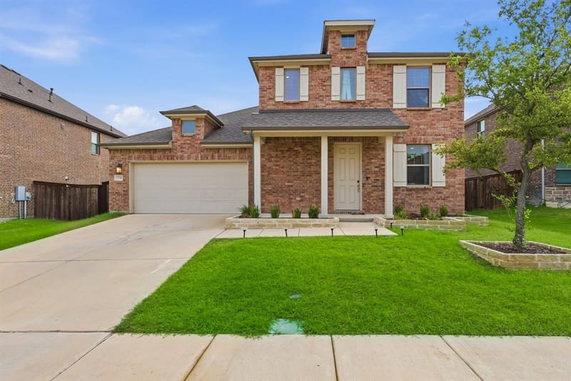 1728 Pegasus Drive, Forney TX 75126 - Photo 2