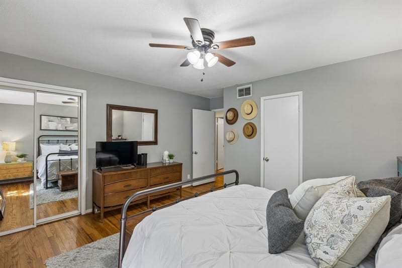 4953 N Hall Street, Dallas TX 75235 - Photo 10