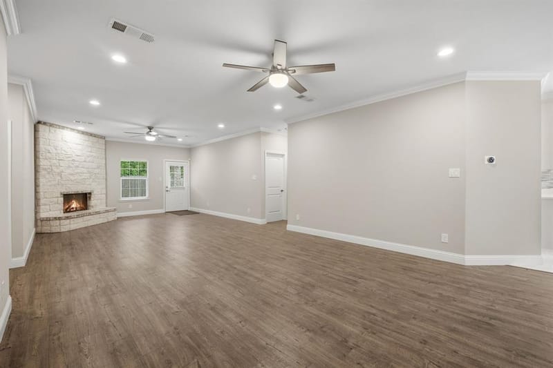 901 E Jefferson Street, Van Alstyne TX 75495 - Photo 12