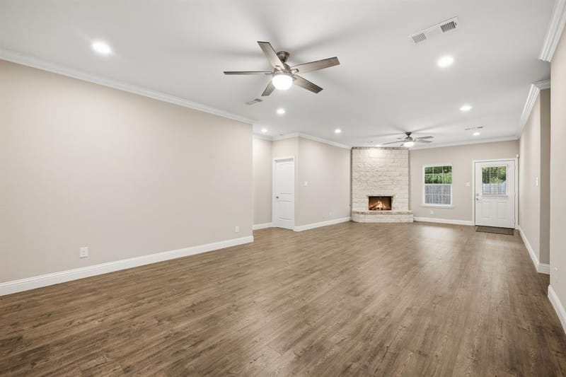 901 E Jefferson Street, Van Alstyne TX 75495 - Photo 9