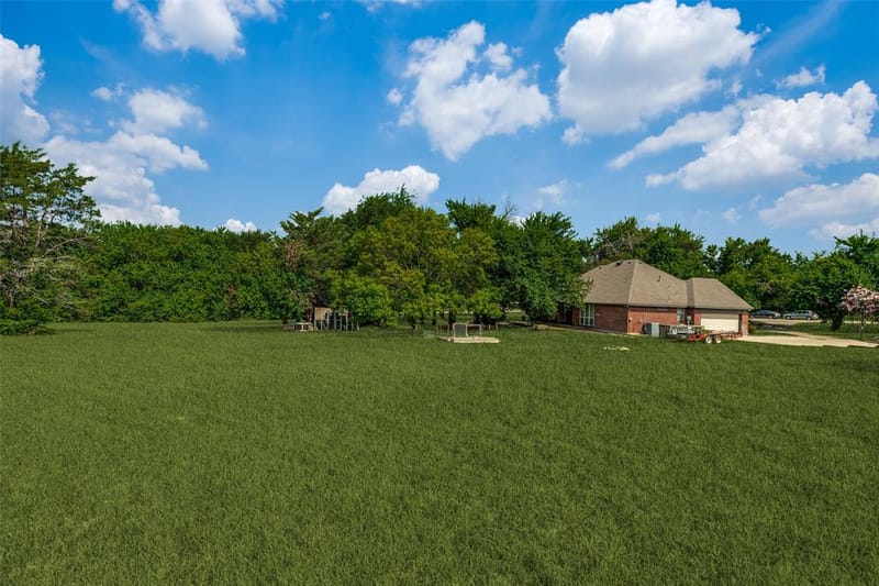 305 Cedar Hill Circle, Lowry Crossing TX 75407 - Photo 6