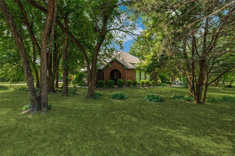 305 Cedar Hill Circle, Lowry Crossing TX 75407 - Photo 3
