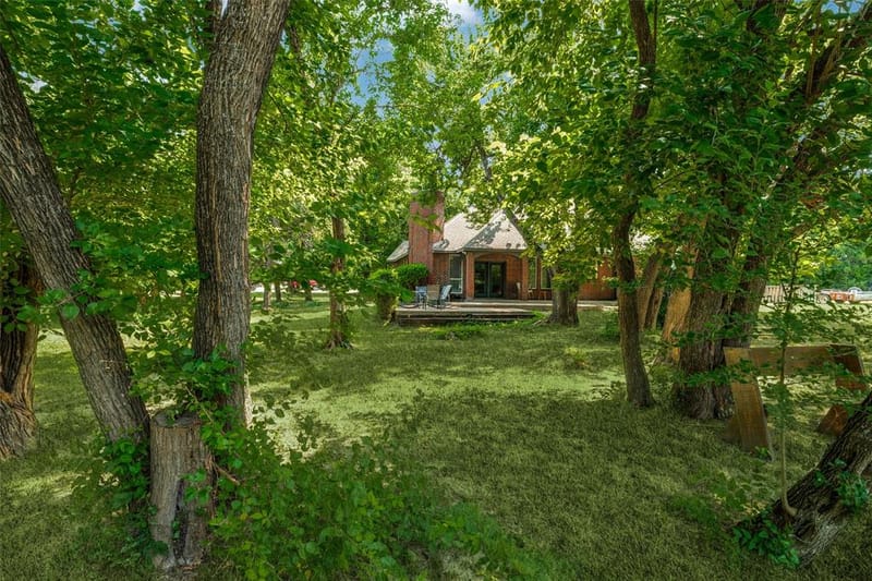 305 Cedar Hill Circle, Lowry Crossing TX 75407 - Photo 5