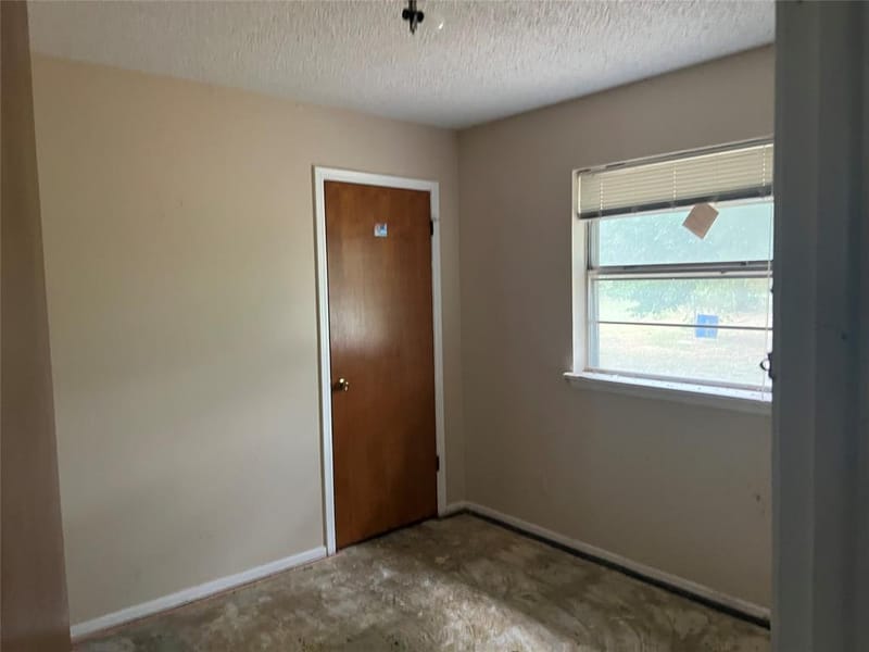 233 Hillcrest Drive, Nocona TX 76255 - Photo 6