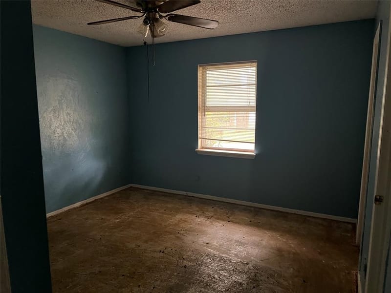 233 Hillcrest Drive, Nocona TX 76255 - Photo 5