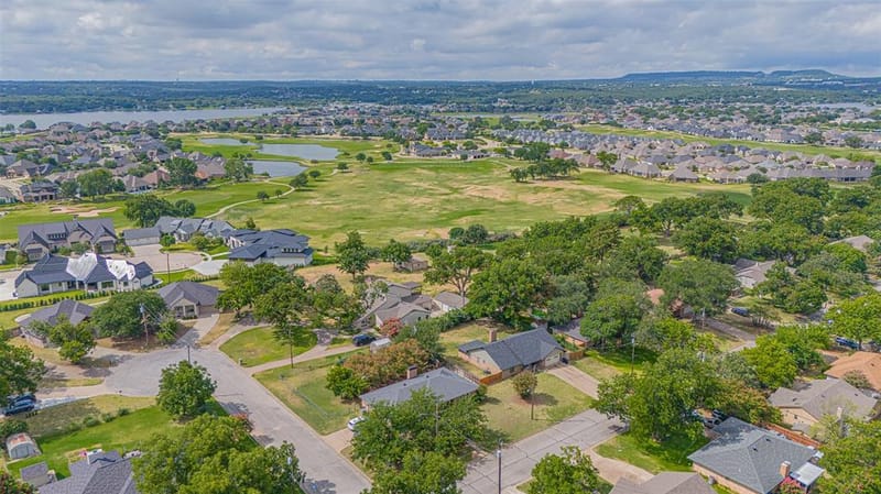 1300 4th Street, Granbury TX 76048 - Photo 33
