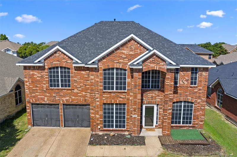 525 Magnolia Trail, DeSoto TX 75115 - Photo 2