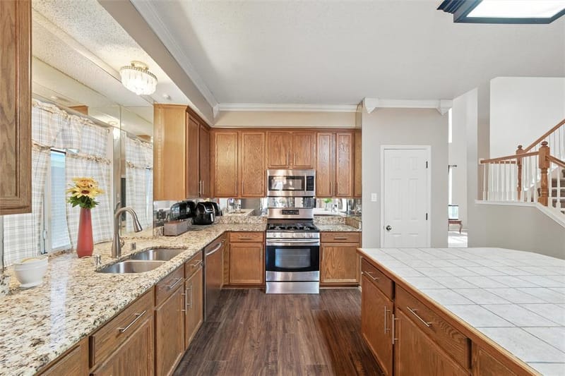 525 Magnolia Trail, DeSoto TX 75115 - Photo 16