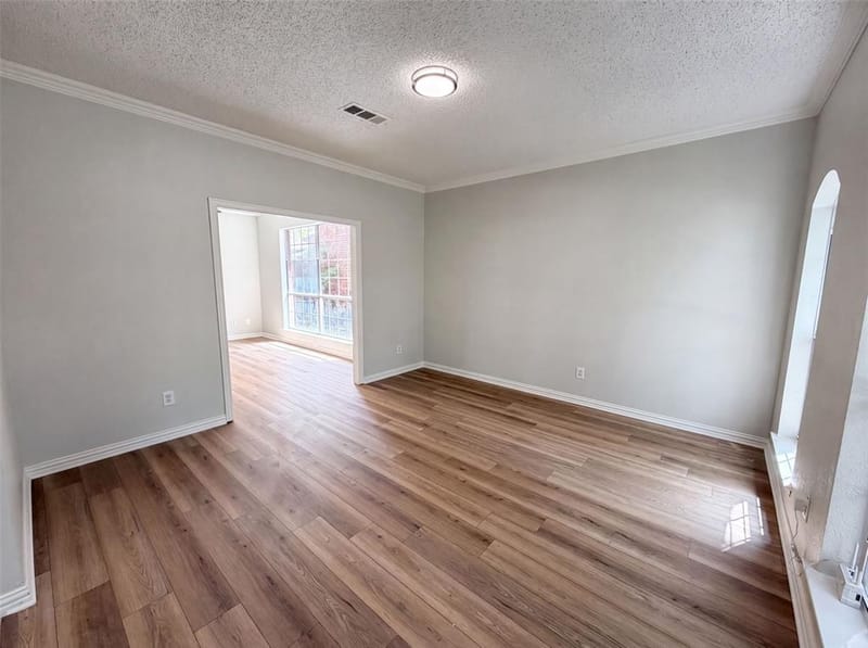 317 Riverwalk Lane, Irving TX 75063 - Photo 13