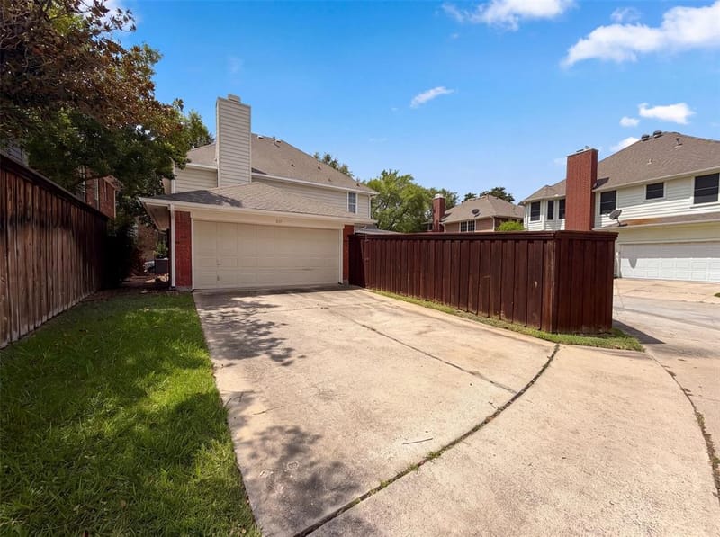 317 Riverwalk Lane, Irving TX 75063 - Photo 29