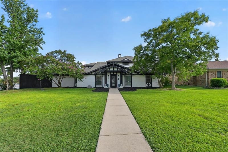 1946 Sussex Drive, Carrollton TX 75007 - Photo 33