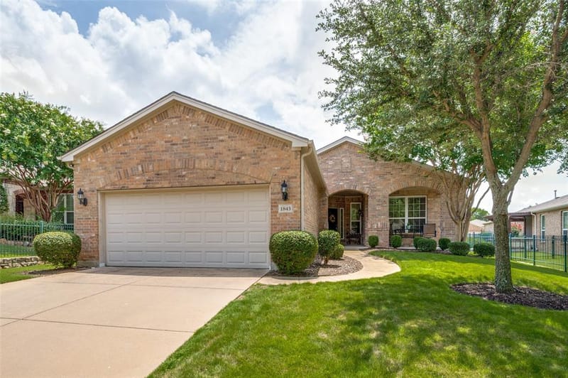 1843 Windy Hill Drive, Frisco TX 75036 - Photo 3