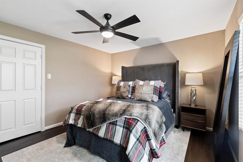 1130 S Montreal Avenue, Dallas TX 75208 - Photo 16