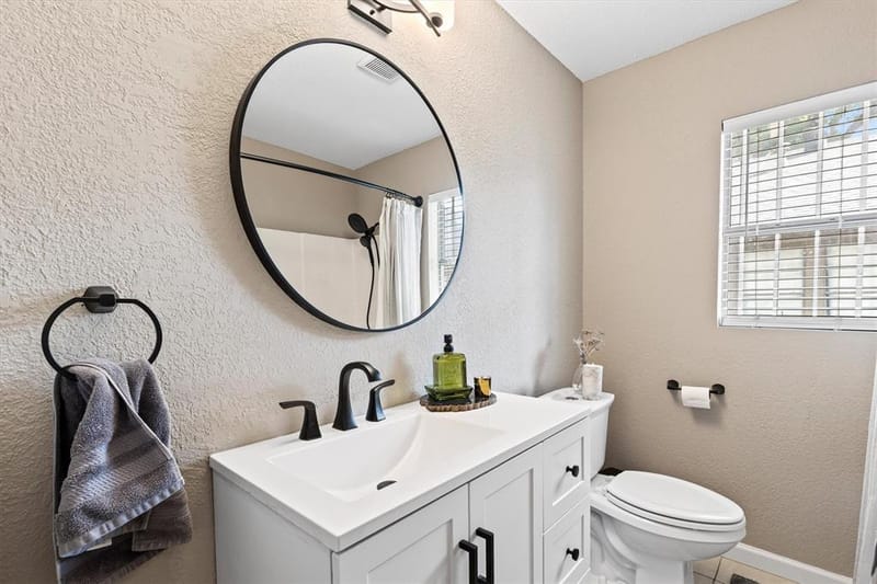 1130 S Montreal Avenue, Dallas TX 75208 - Photo 18