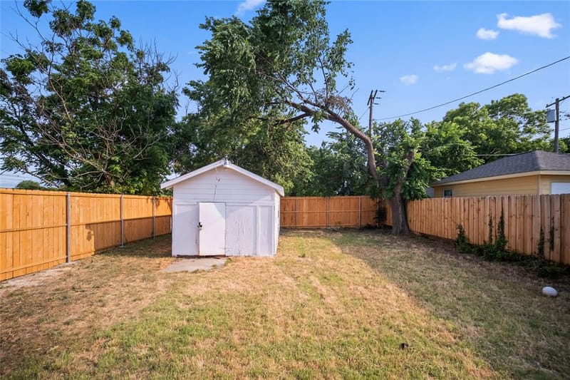 1350 Strickland Street, Dallas TX 75216 - Photo 27
