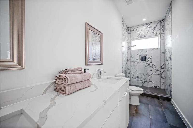 1350 Strickland Street, Dallas TX 75216 - Photo 16