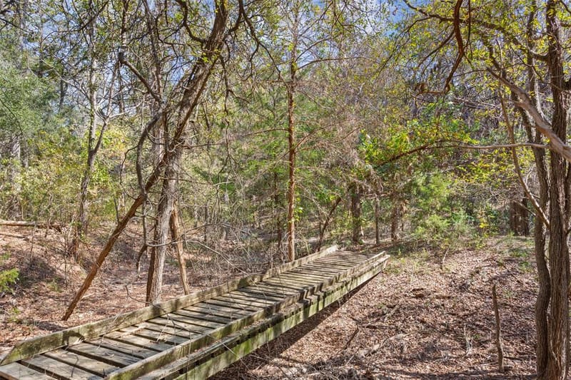 564 Sam Bass Road, McGregor TX 76657 - Photo 37