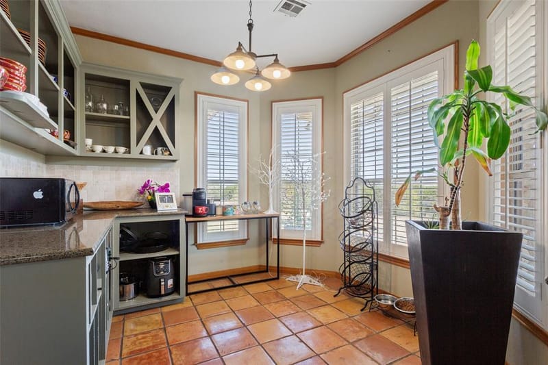 564 Sam Bass Road, McGregor TX 76657 - Photo 11