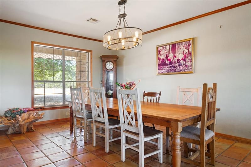 564 Sam Bass Road, McGregor TX 76657 - Photo 8