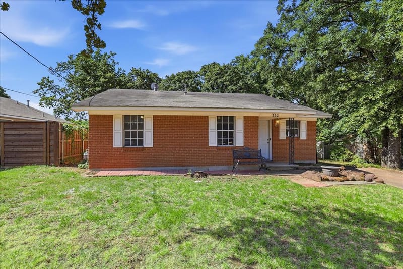 332 Ruth Street, Denton TX 76205 - Photo 7