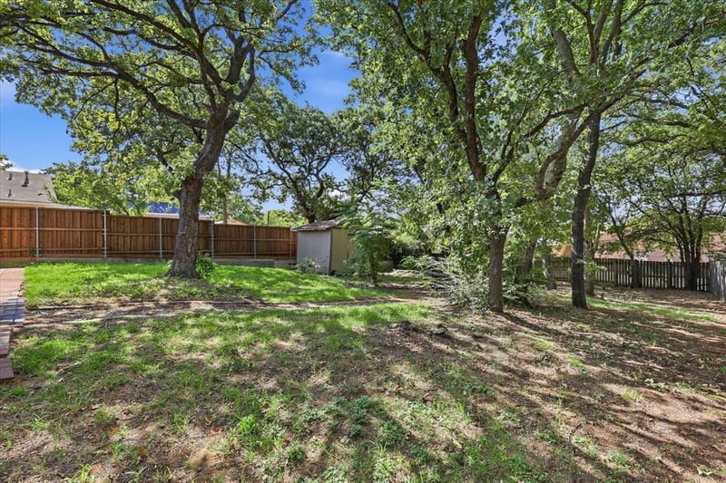 332 Ruth Street, Denton TX 76205 - Photo 30