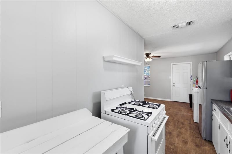 332 Ruth Street, Denton TX 76205 - Photo 14