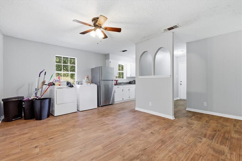 332 Ruth Street, Denton TX 76205 - Photo 11