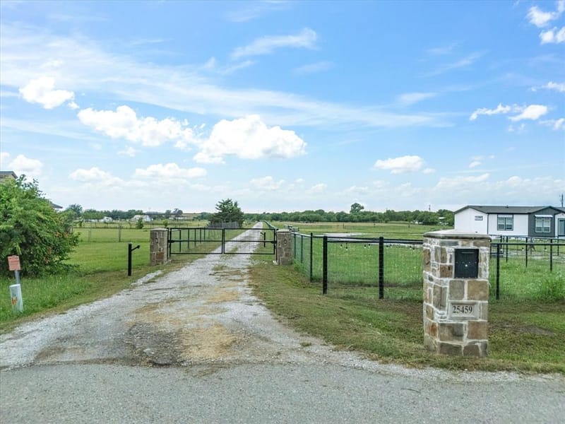 25459 Dove Hollow Drive, Justin TX 76247 - Photo 36