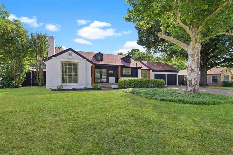 1407 Tranquilla Drive, Dallas TX 75218 - Photo 3