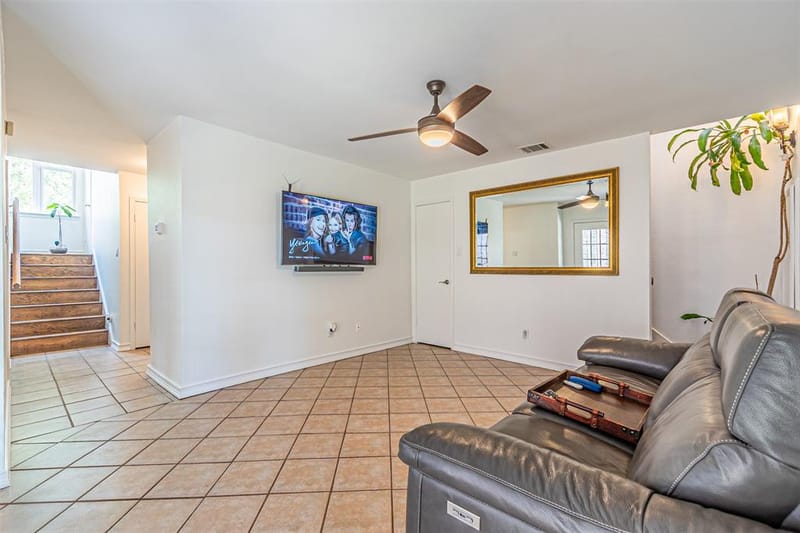 2903 Golden Gate Court, Carrollton TX 75007 - Photo 23