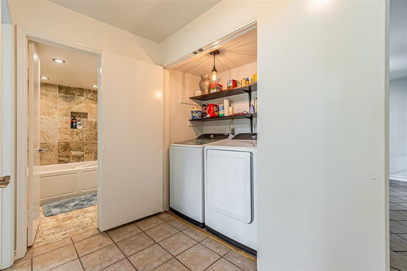 2903 Golden Gate Court, Carrollton TX 75007 - Photo 18