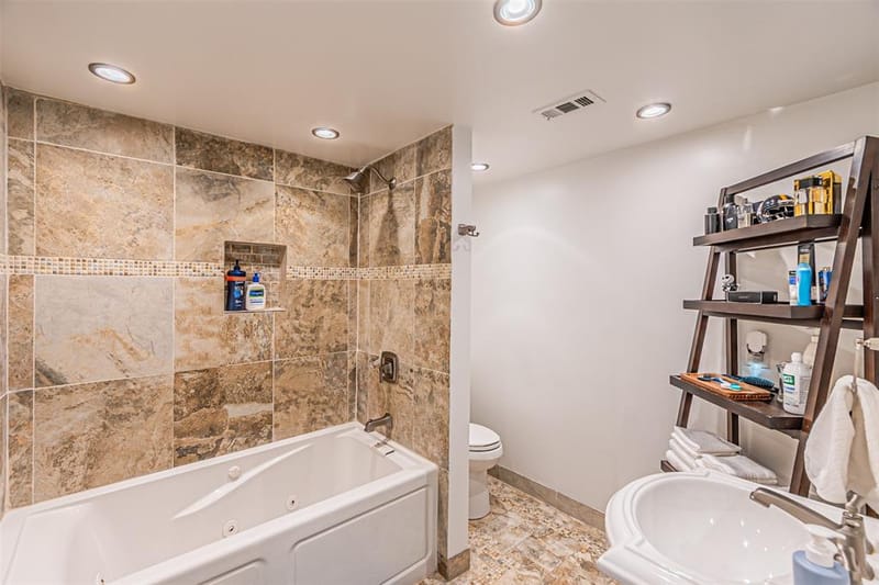2903 Golden Gate Court, Carrollton TX 75007 - Photo 21